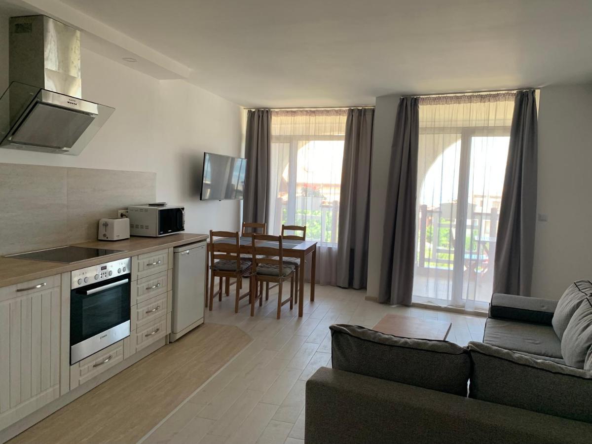 Apolonia Apartments Sozopol Bagian luar foto